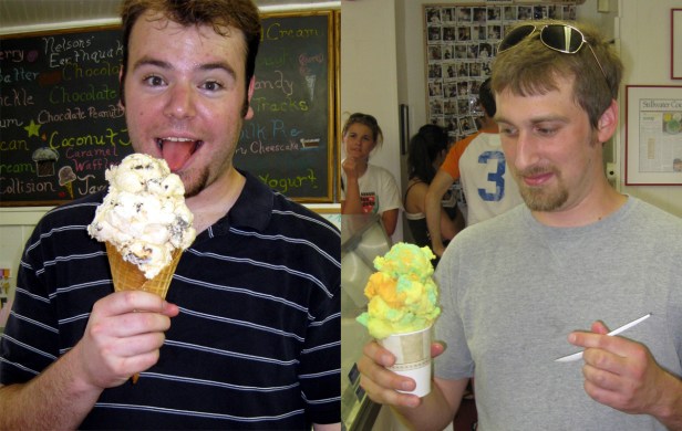 I ordered the single scoop. Walsh ordered the child size.