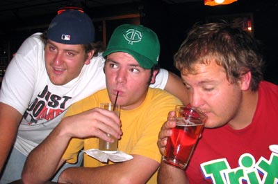 2004 - 22nd birthday - Roommates went to Lindee's for drinks. Low-key for once!