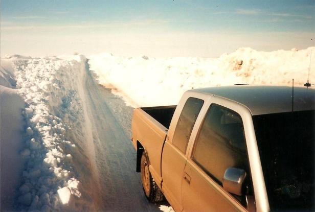 South Dakota blizzard 1997 huge snow drifts