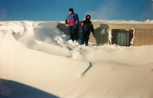 South Dakota blizzard 1997 huge snow drifts