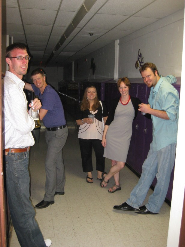 Willow Lake High School class of 2001 chilling in the hallway