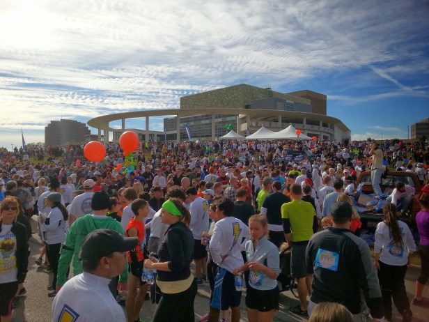 Participants gather before the start of the 2013 Austin Turkey Trot.
