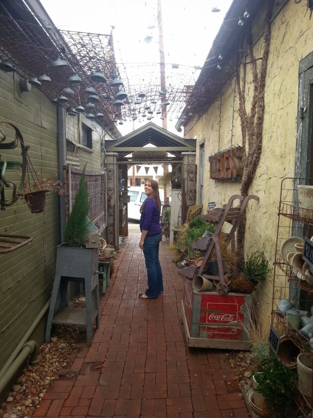 Lauren does some exploring on the streets of Fredericksburg.