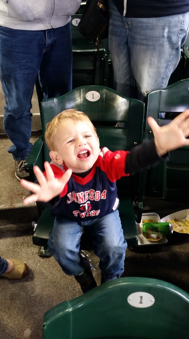 Johnny freaks out when Gutierrez cranks a 2-run homer off Jepsen in the 9th to pull within a run.